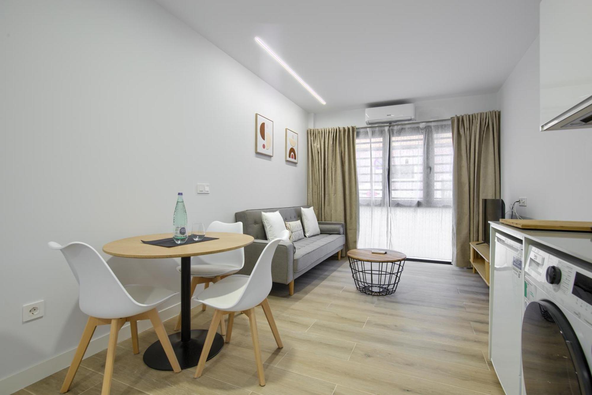 Dobo Madrid Numancia Apartment Bagian luar foto