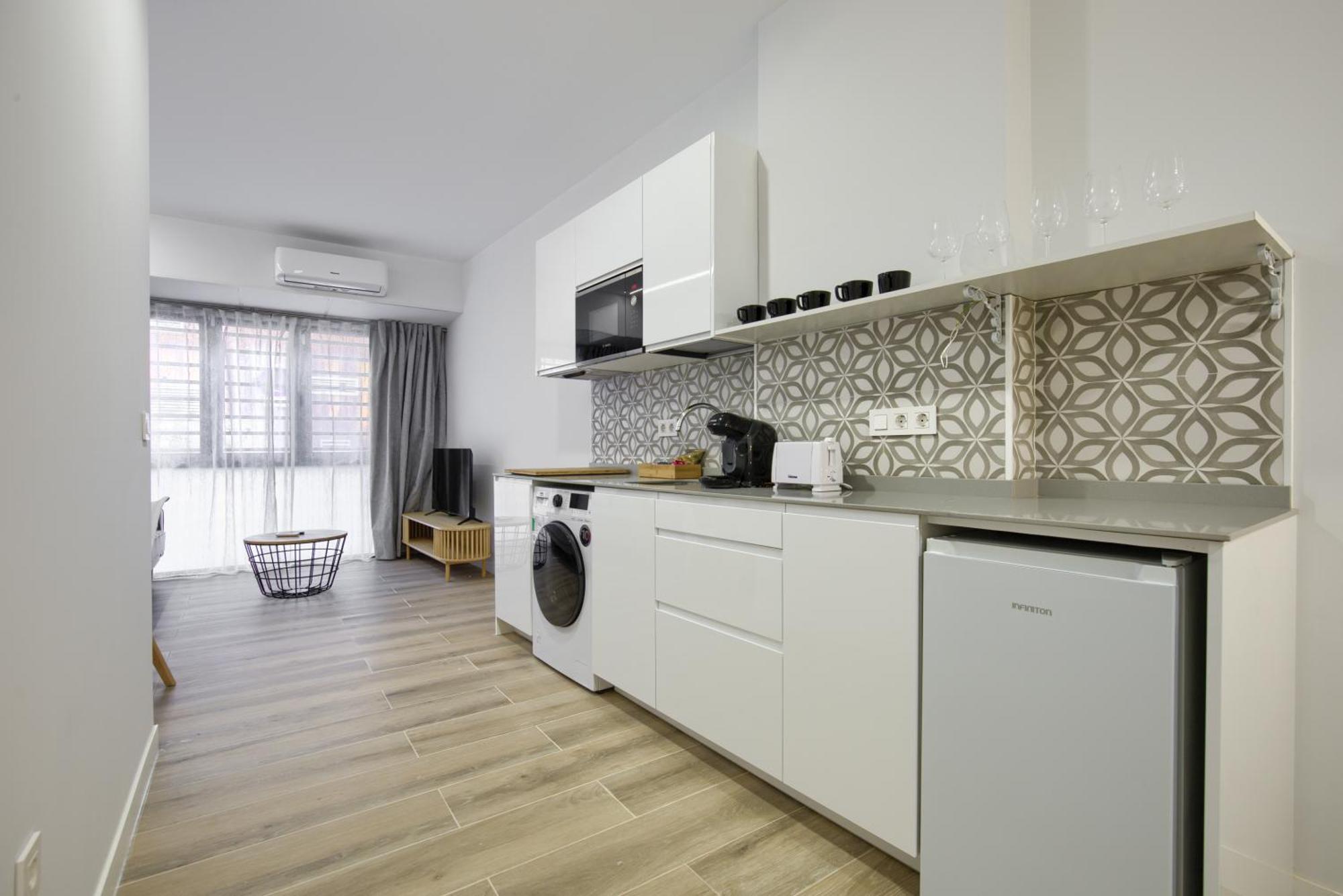 Dobo Madrid Numancia Apartment Bagian luar foto