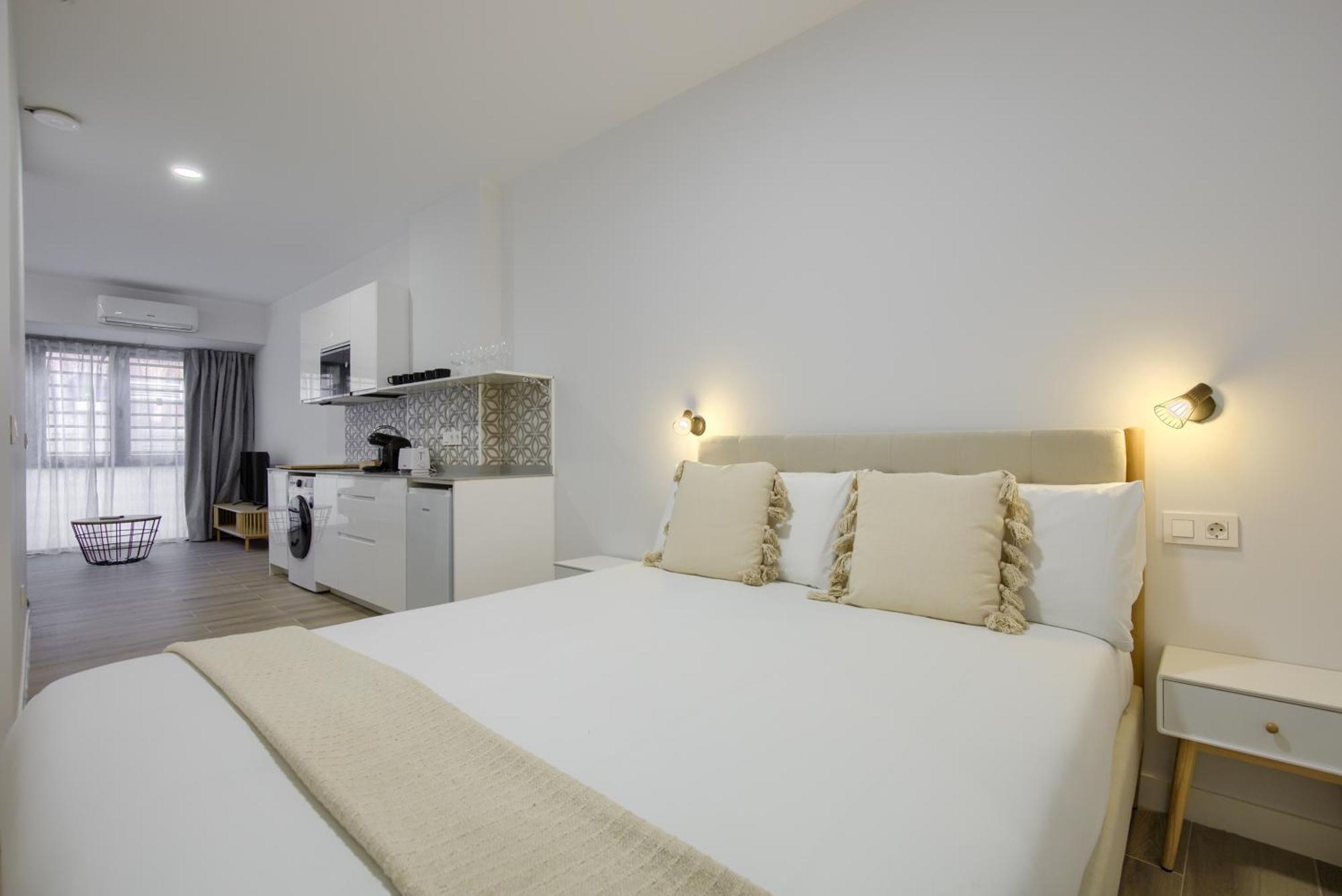Dobo Madrid Numancia Apartment Bagian luar foto