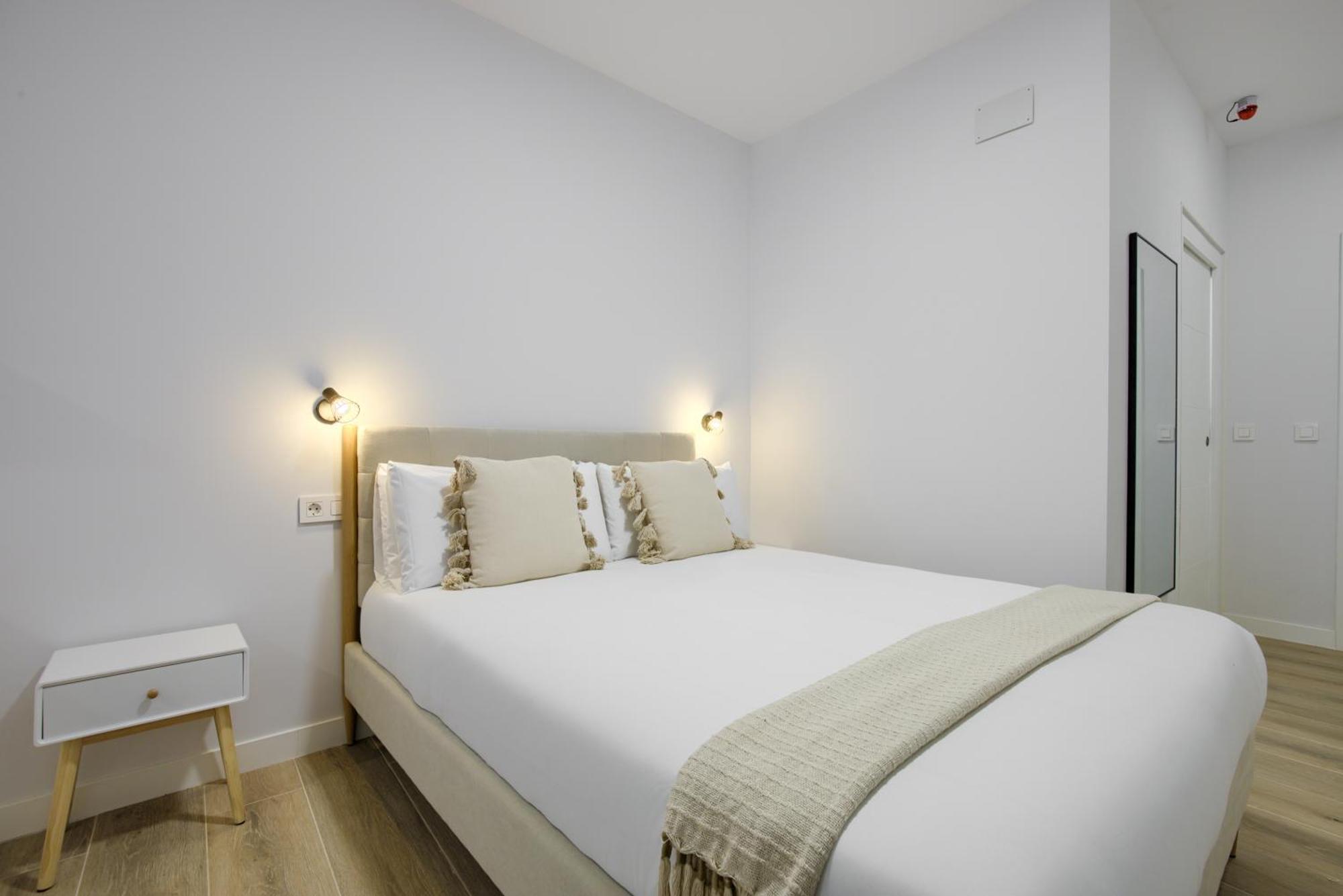 Dobo Madrid Numancia Apartment Bagian luar foto